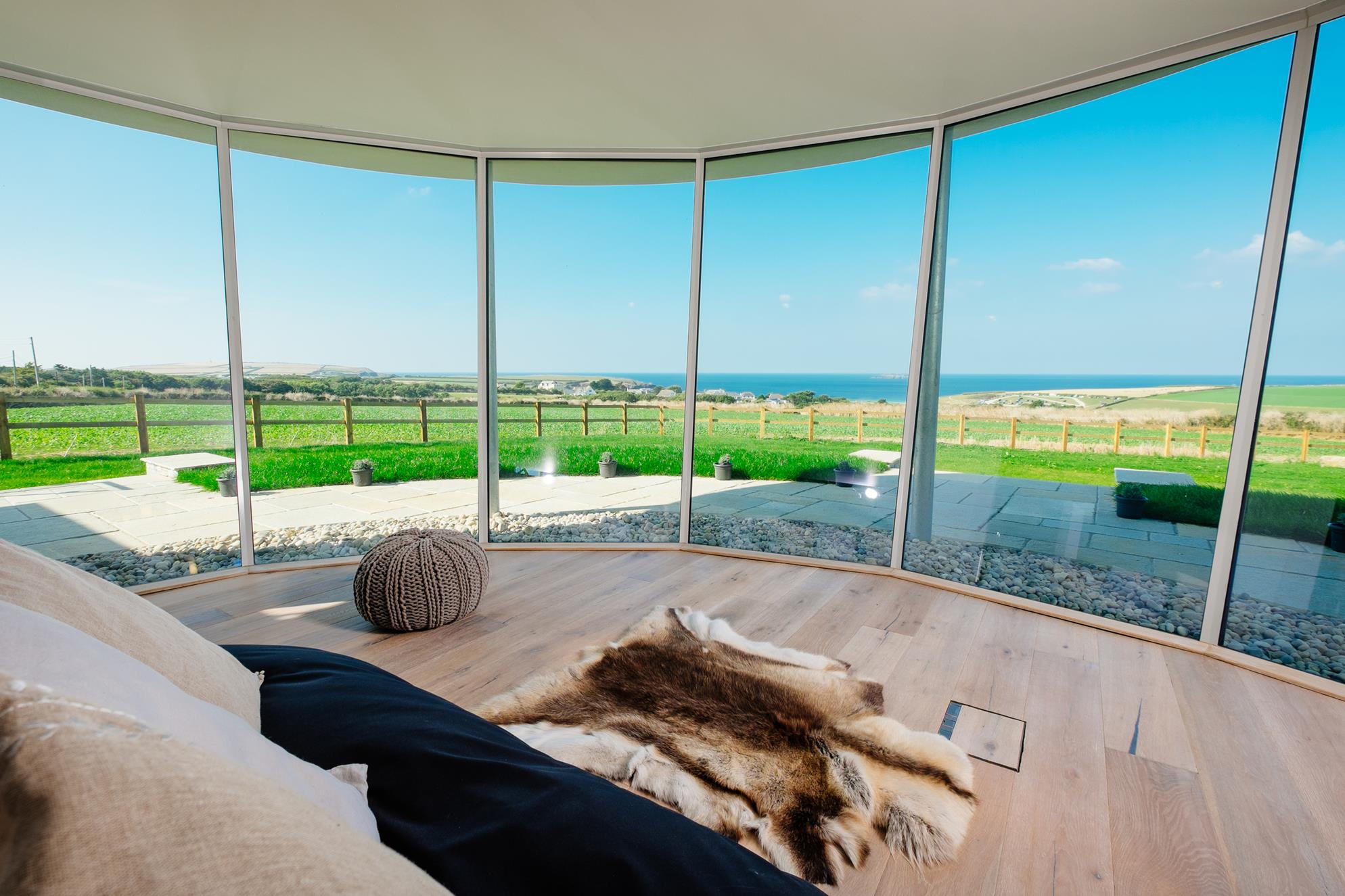 Large Luxury Pet Friendly Cornwall Beach House
