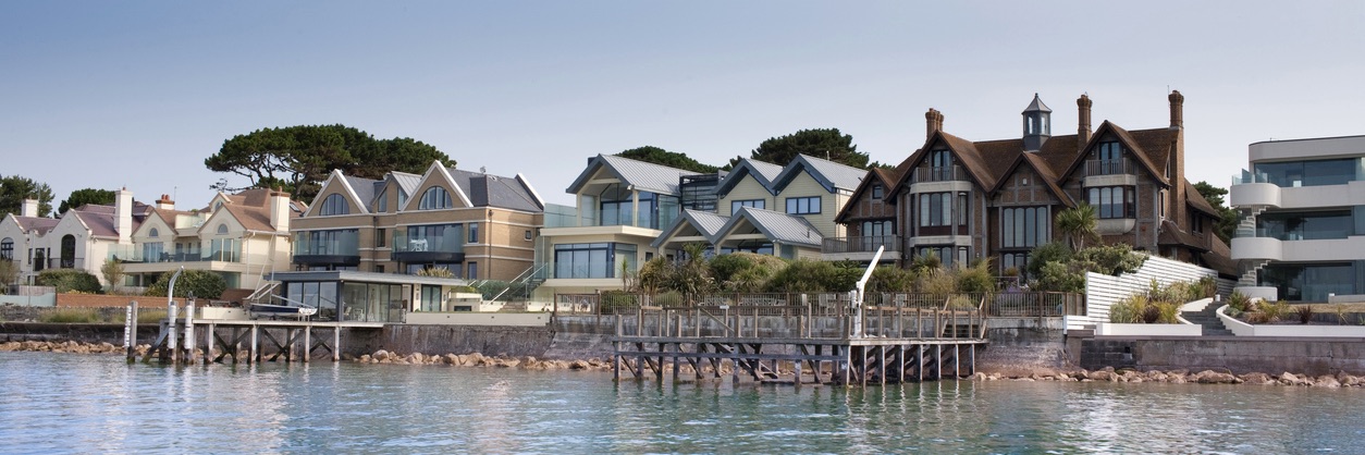 Poole Cottages by the Beach Poole Cottages by the Beach to rent