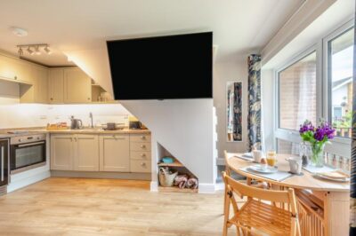 Lowestoft family and dog friendly cottage