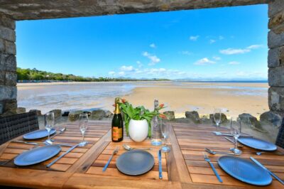 Llanbedrog tide cottage