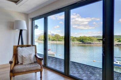 Porthmadog boathouse apartment