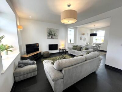 Dyffryn Ardudwy chapel house