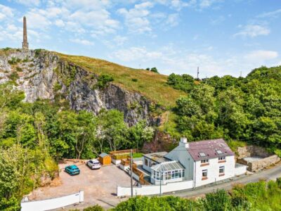 Conwy dog friendly coastal cottage