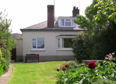 Penmaenmawr two bedroom cottage near Conwy