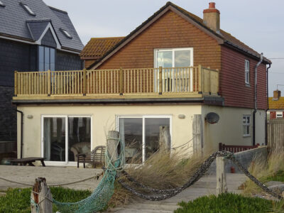 Camber Sands sleeps 8 with direct beach access