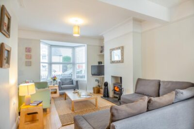 Superb Nefyn Retreat