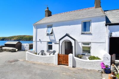 Picturesque Aberdaron cottage