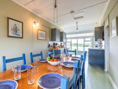 Snettisham dog friendly cottage on the beach