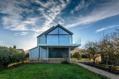 Cley-next-the-Sea two bed coastal cottage