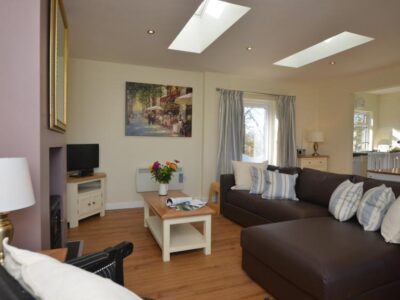 Somerset two bed pet friendly cottage