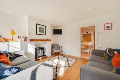 Mundesley beach cottage sleeps 4