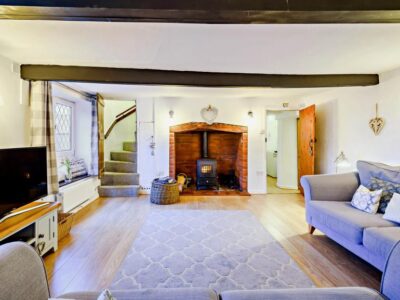 Weybourne coastal cottage sleeps 5