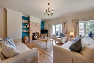 Happisburgh seaside cottage sleeps 6