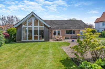 Sheringham coastal hideaway sleeps 7