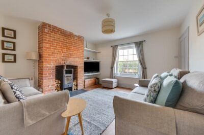 Sheringham pet friendly cottage sleeps 4