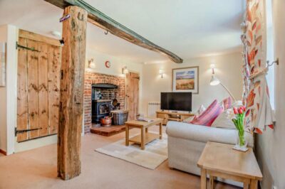 Sheringham pet friendly coastal cottage sleeps 4