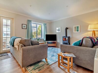 Winterton-on-Sea cottage sleeps 4