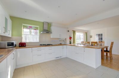 Sheringham seaside holiday home sleeps 4