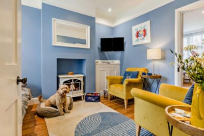 Cromer beachside cottage sleeps 6