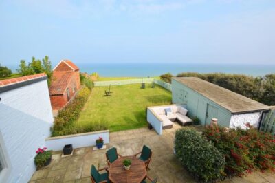 Overstrand beach cottage sleeps 5