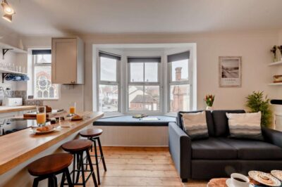 Cromer beach apartment sleeps 4