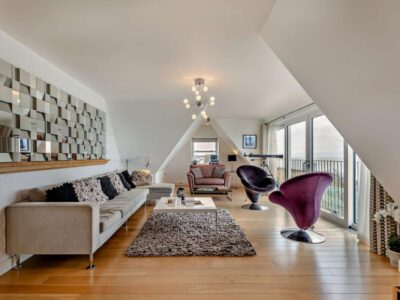 Ilfracombe penthouse apartment with parking