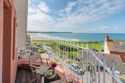 Woolacombe top-floor pet friendly apartment
