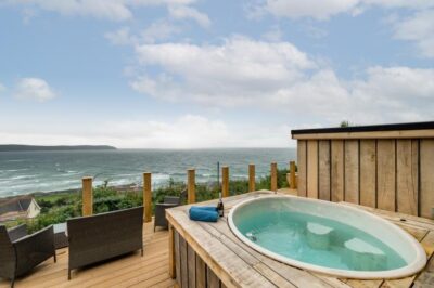 Woolacombe luxury hot tub cottage for 12