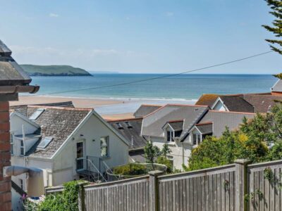 Woolacombe family friendly budget apartment