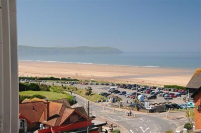 Woolacombe family friendly apartment for four