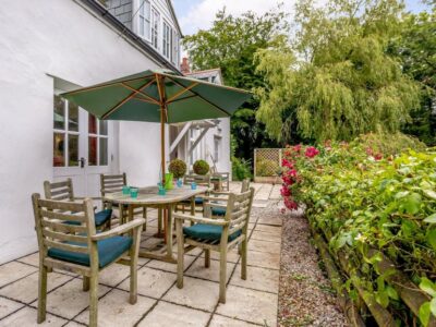 Bucks Mills family friendly cottage for six