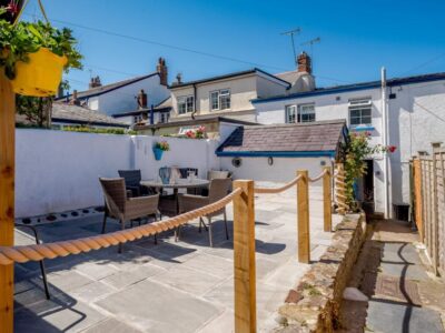 Charming Bude cottage