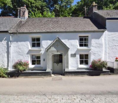 Helford river view cottage sleeps 4