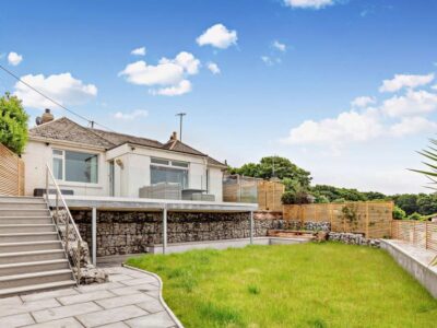 Perranporth budget family friendly cottage