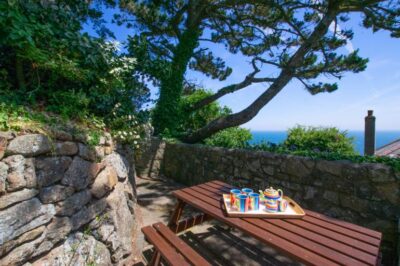 Mousehole cottage sleeps 6