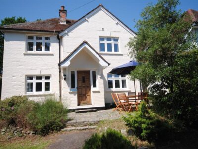 Dorset four bed cottage sleeps 7