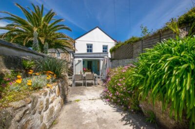 Penzance townhouse sleeps 6