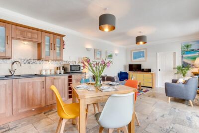 Marazion beach apartment sleeps 4