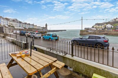 Porthleven harbourside cottage sleeps 5
