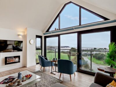 Kennack Sands apartment for 4