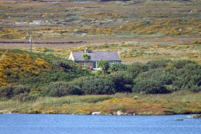 Ballyconneely dog friendly cottage sleeps four