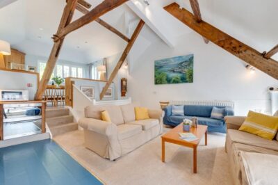 Fowey harbourside cottage sleeps 5