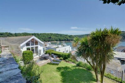 Fowey water views cottage sleeps 6