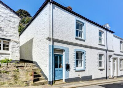 Fowey traditional cottage sleeps 4