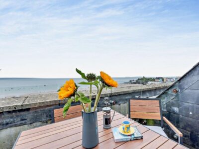 Stylish Tenby apartment