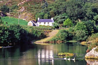 Glengarriff family friendly cottage near beach