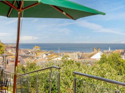 Mevagissey sea view apartment sleeps 4