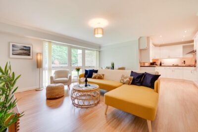 Carlyon Bay apartment sleeps 4