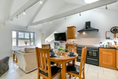 Polruan estuary cottage sleeps 4