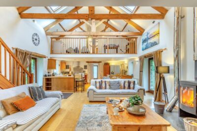 Downderry pet friendly cottage sleeps 8